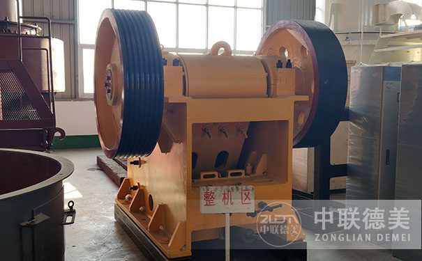 什么是細(xì)顎式破碎機(jī)？