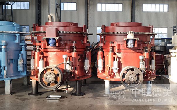 立式板錘制砂機(jī)廠家哪個(gè)好？